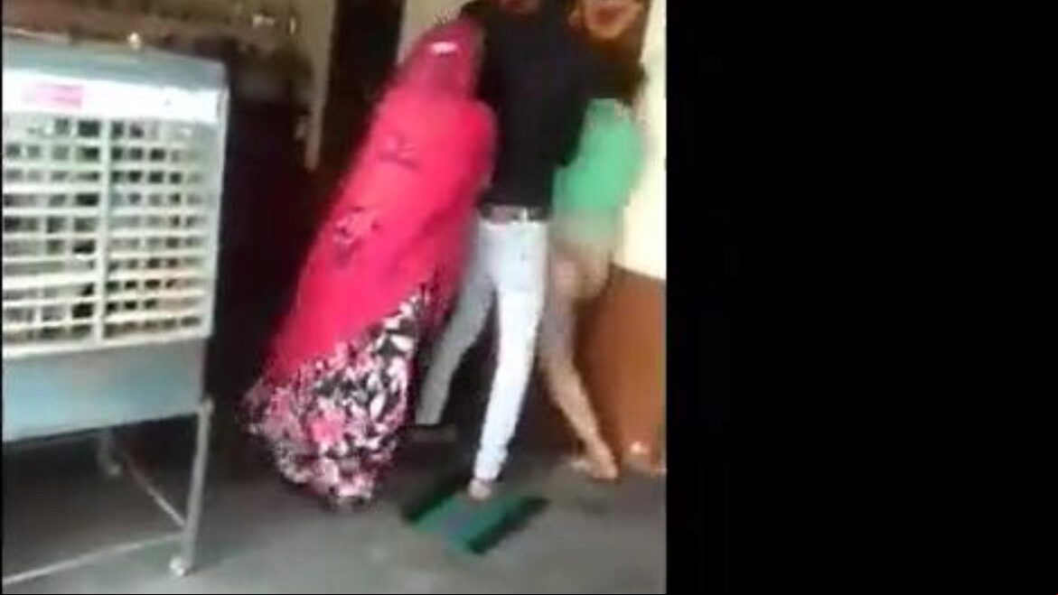 radzsasztáni szumán bhabhi Dezső forró bhabhi bf-vel fogott