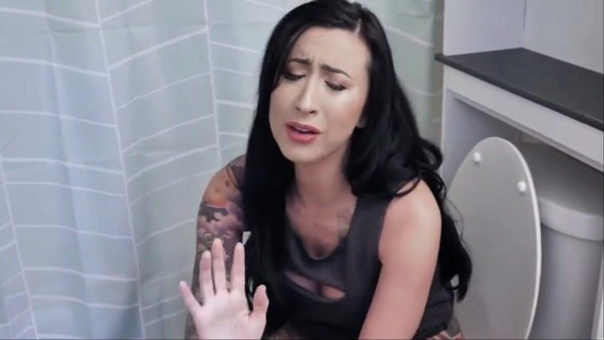 Sexy momma Lily Lane copulates with son wang